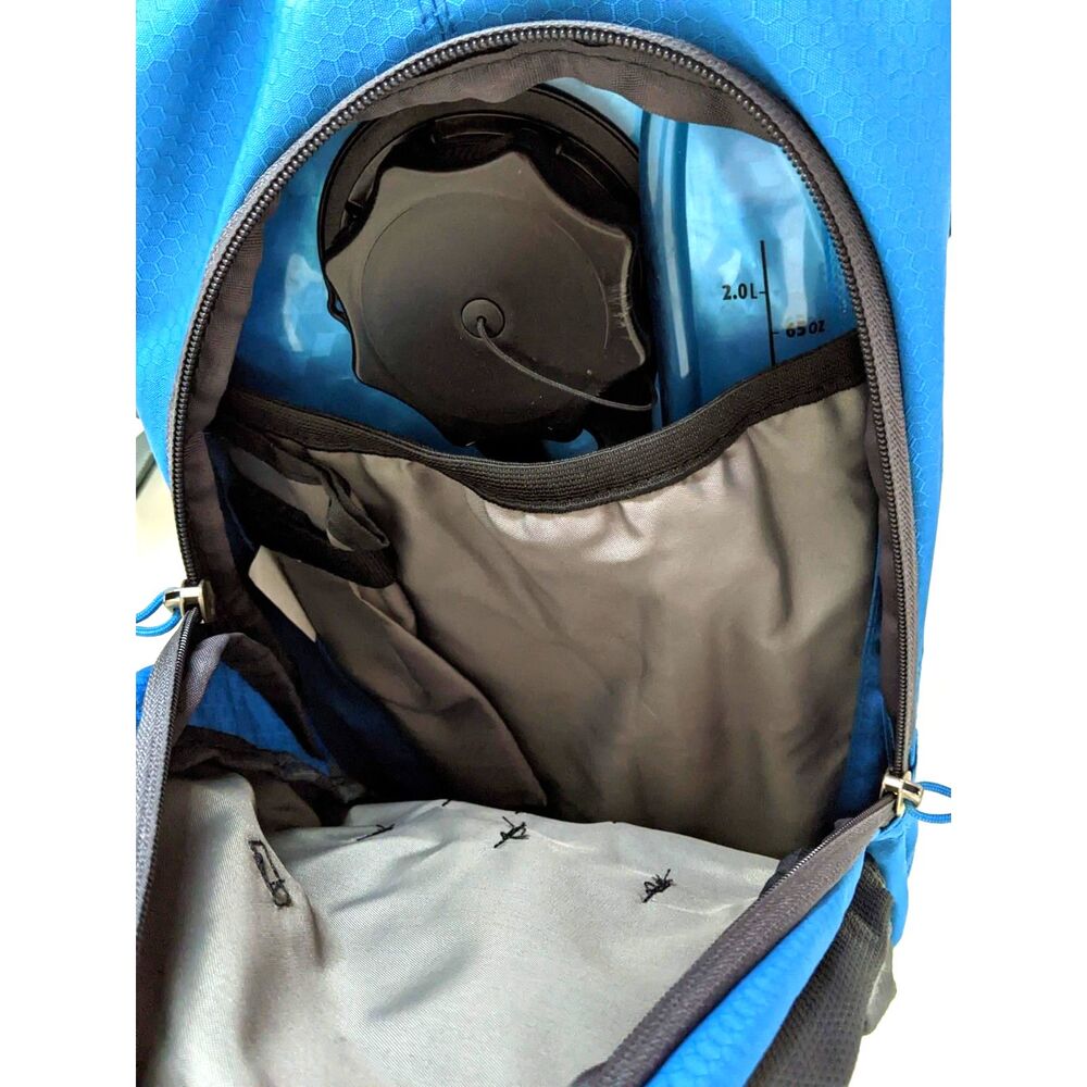 High Sierra Hydration Outdoor Hiking Backpack With Air Mesh Shoulder Straps - Picture 7 of 8